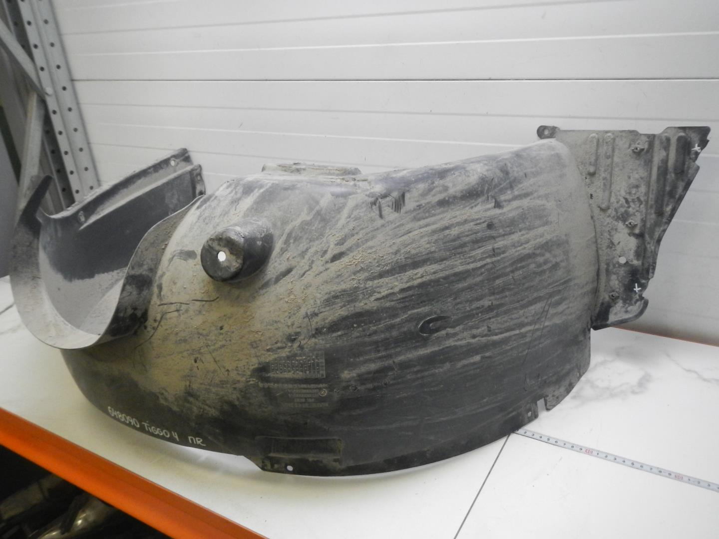 Локер передний правый