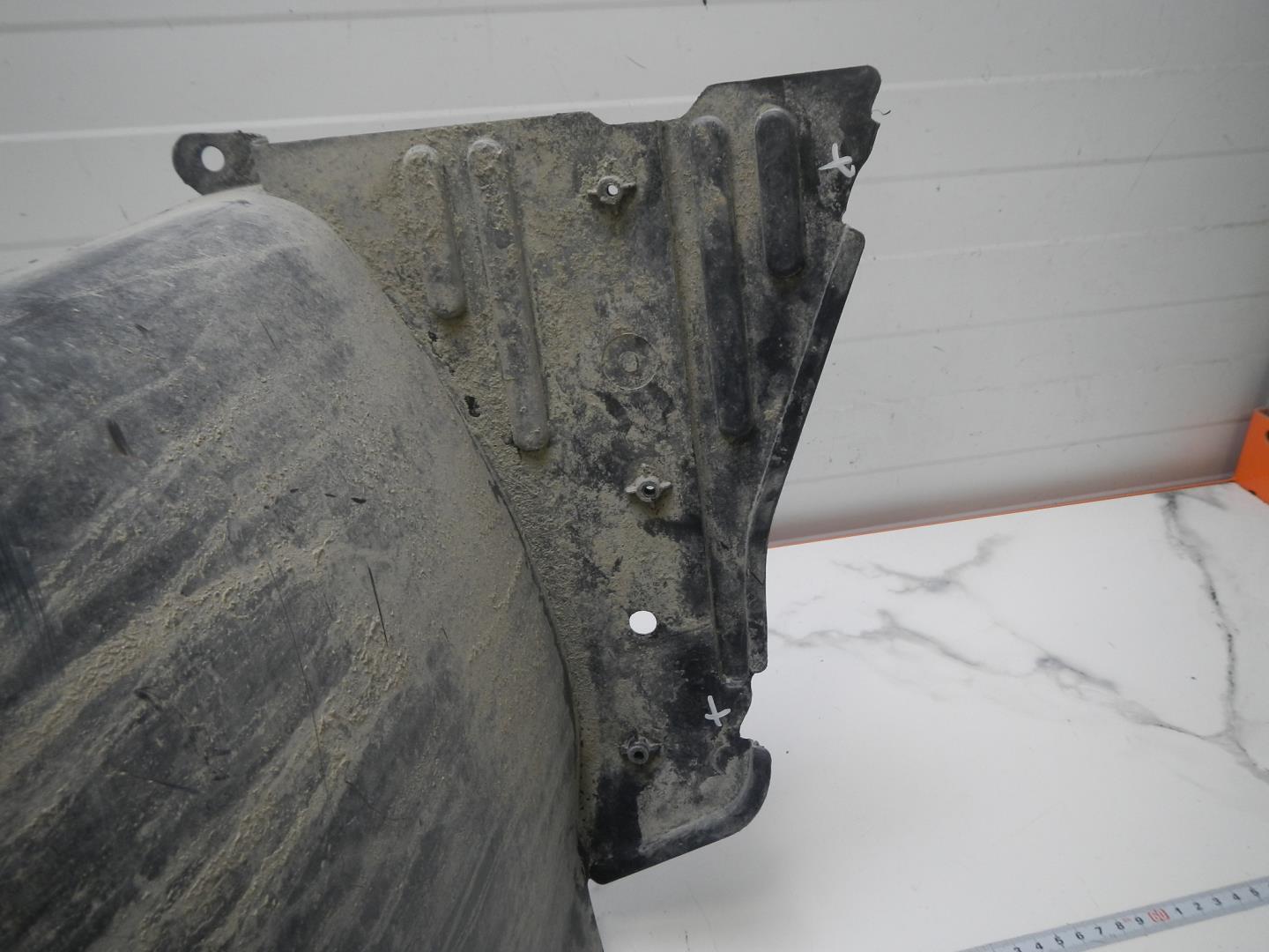 Локер передний правый