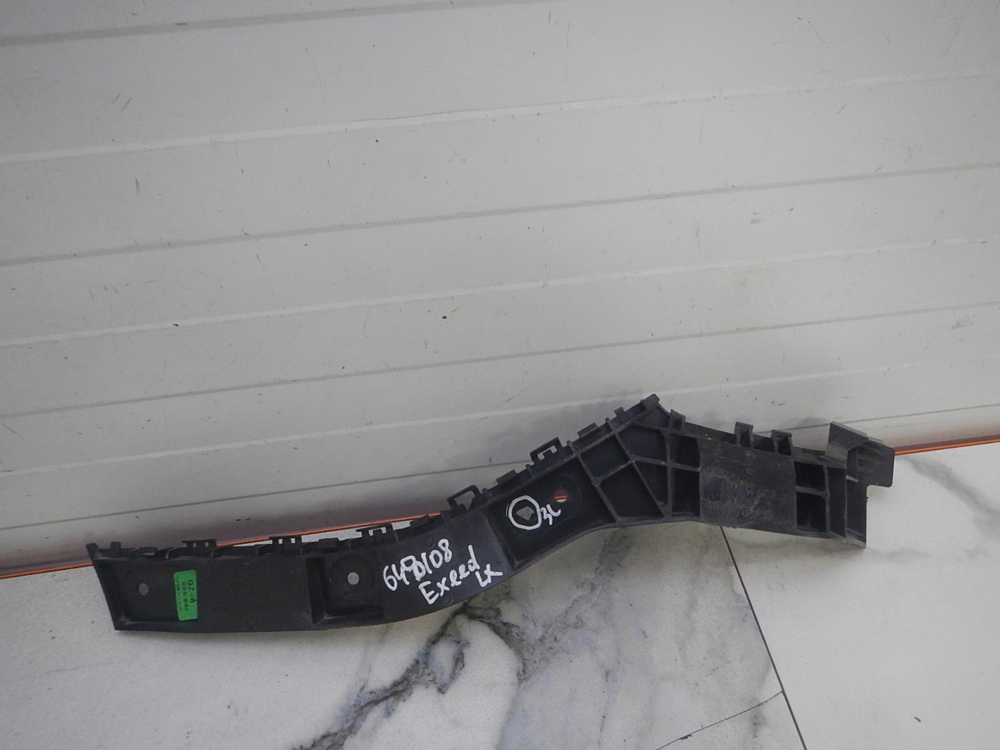 Кронштейн заднего бампера левый