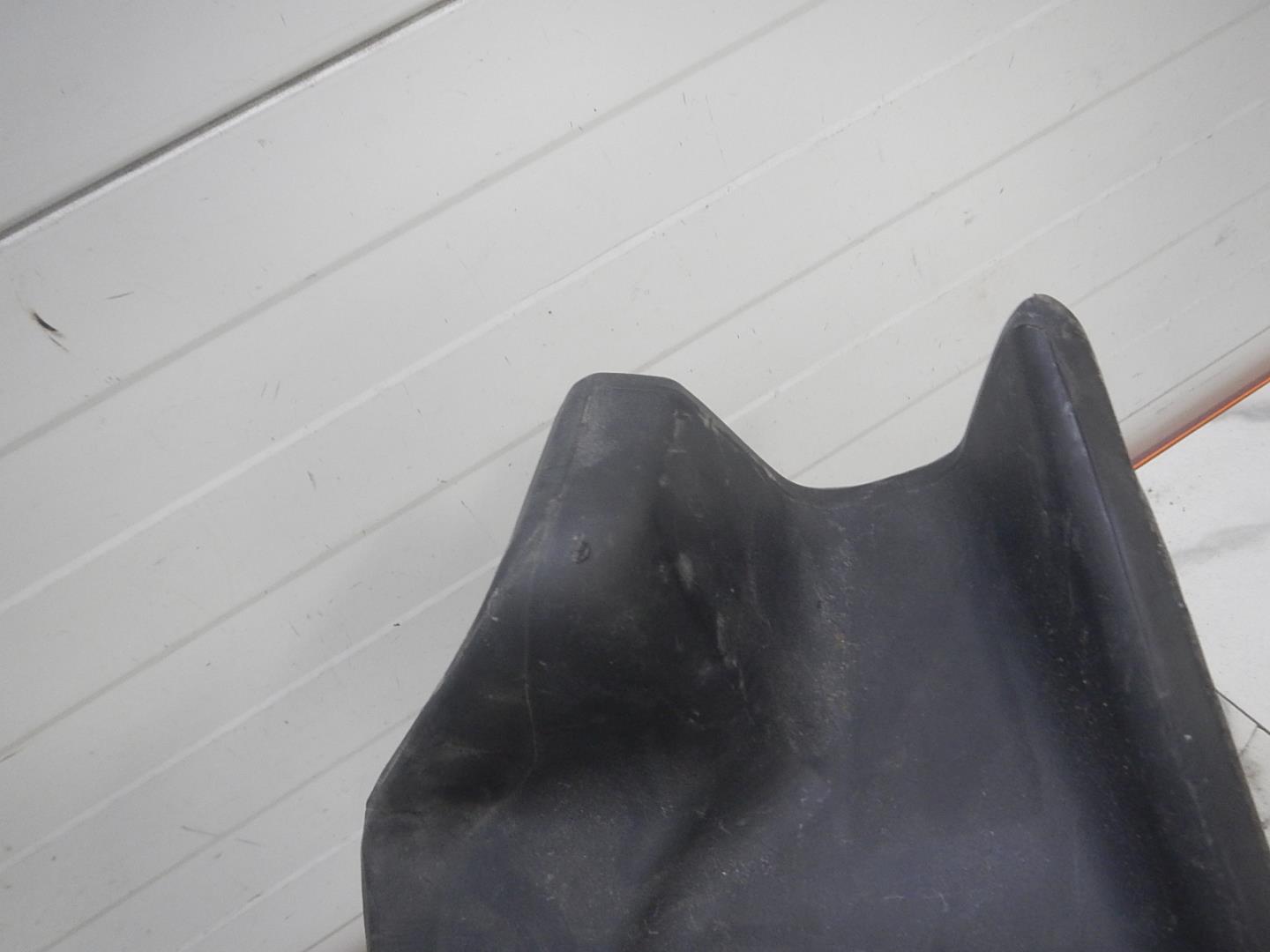 Накладка (кузов наружные)