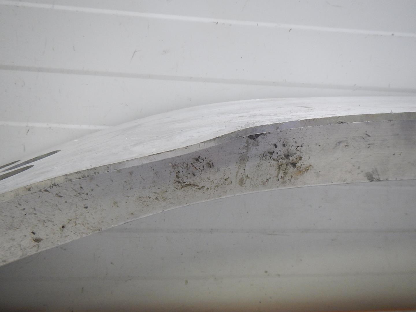 Усилитель переднего бампера