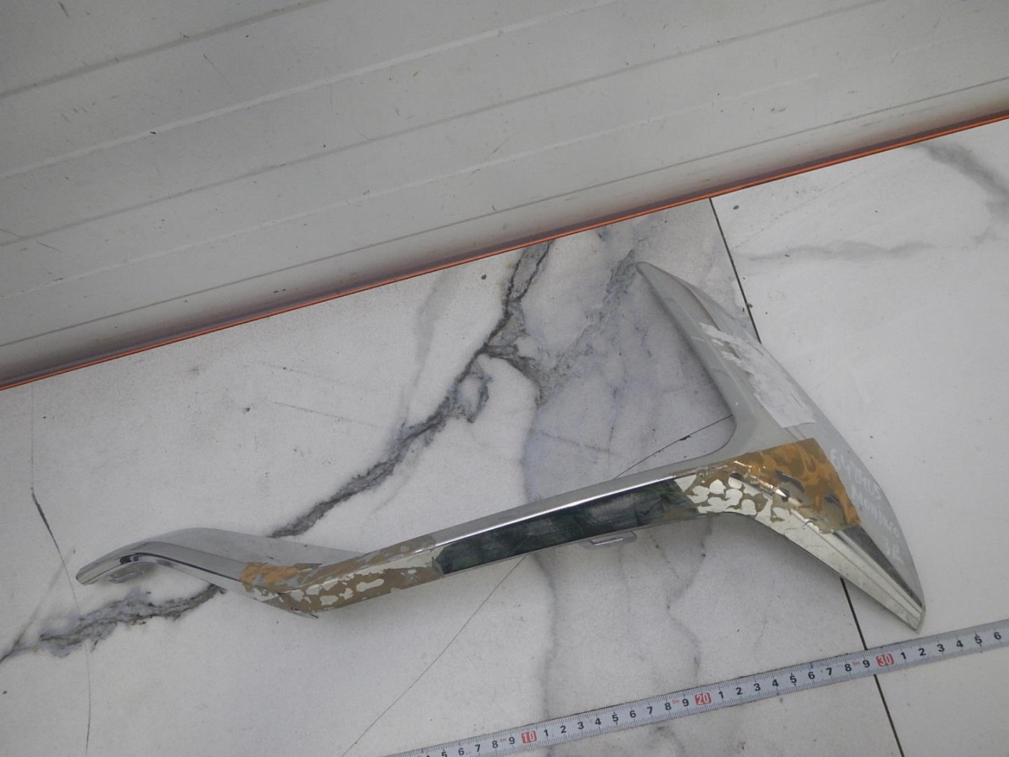 Молдинг заднего бампера