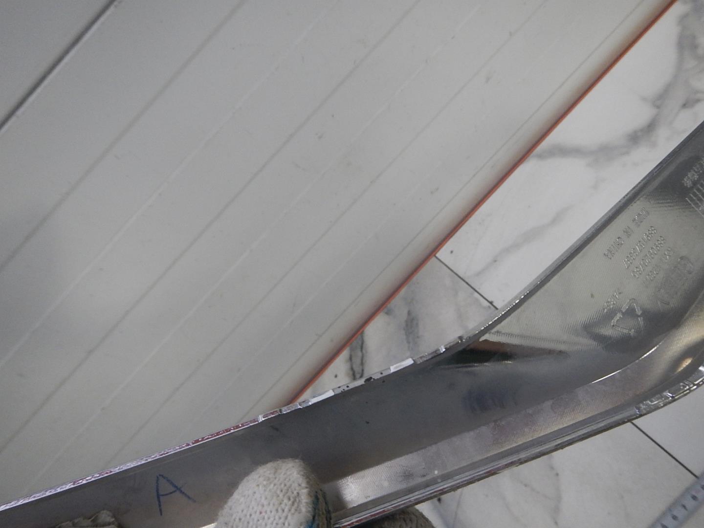 Молдинг заднего бампера