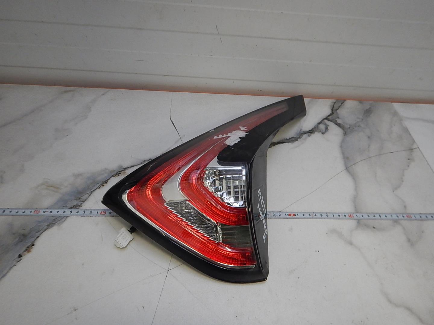 Фонарь задний внутренний правый