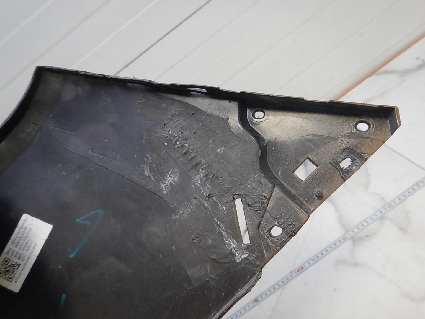 Накладка переднего бампера правая