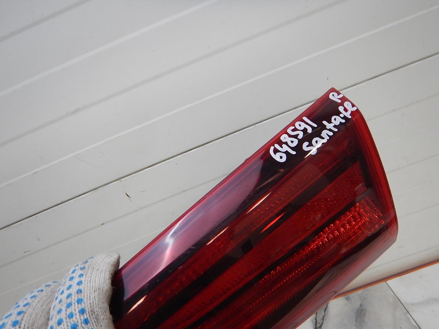 Фонарь задний внутренний правый