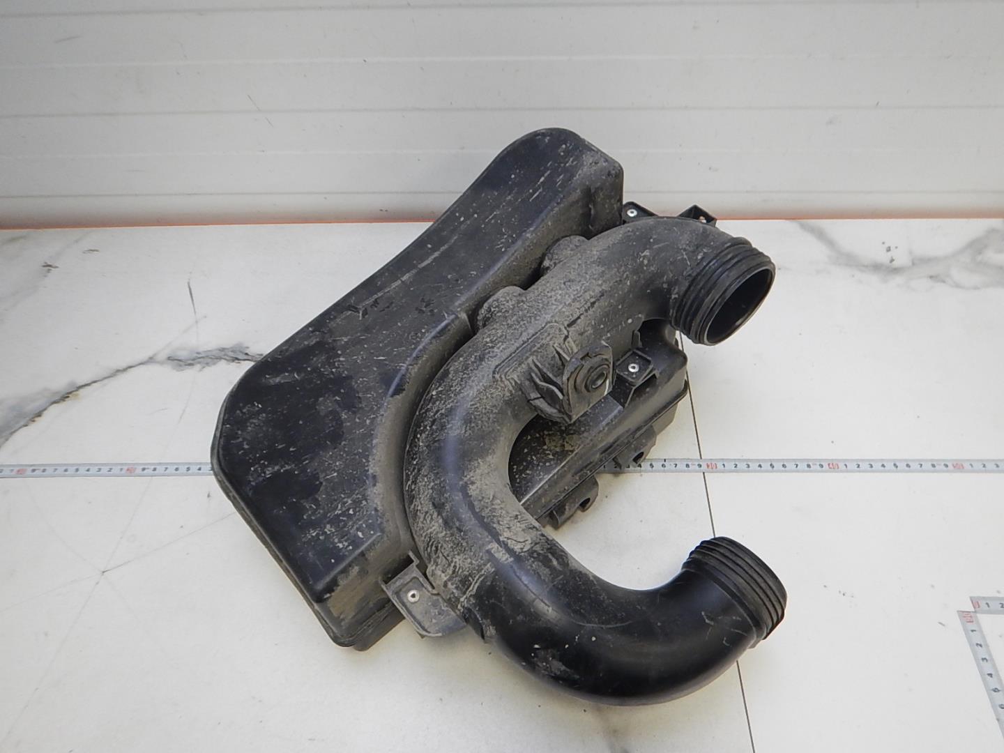 Резонатор воздушного фильтра