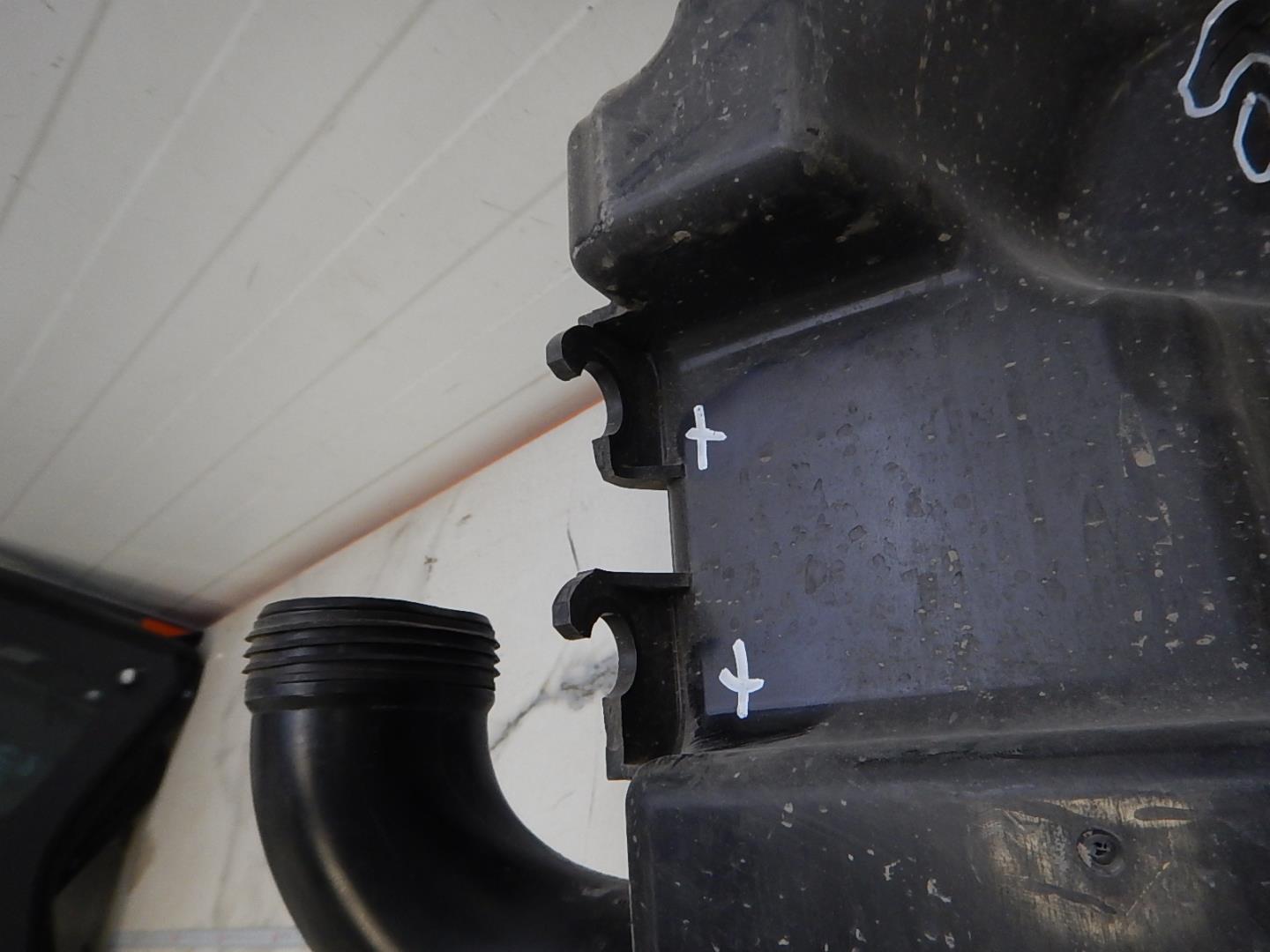 Резонатор воздушного фильтра