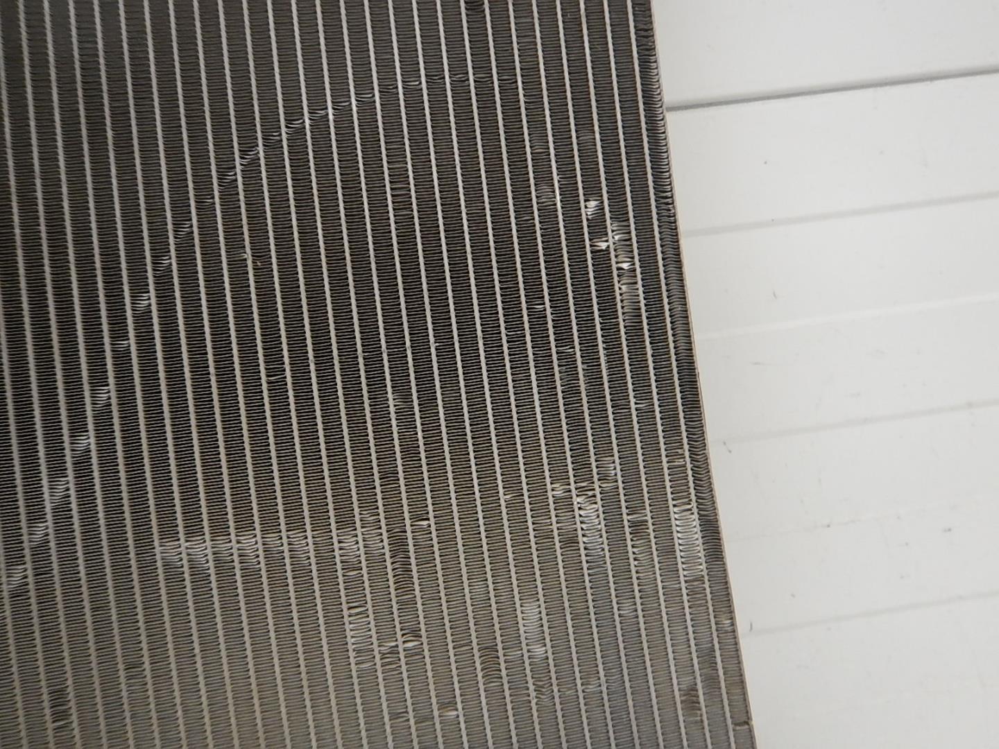 Радиатор охлаждения двигателя основной