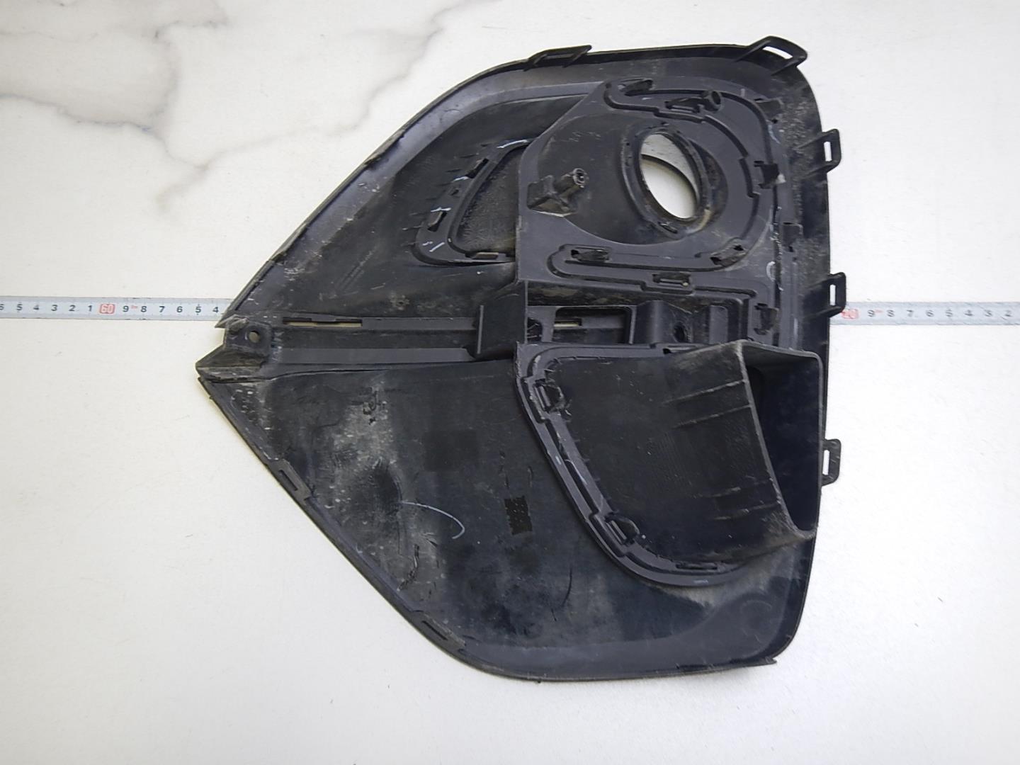 Решетка в бампер правая