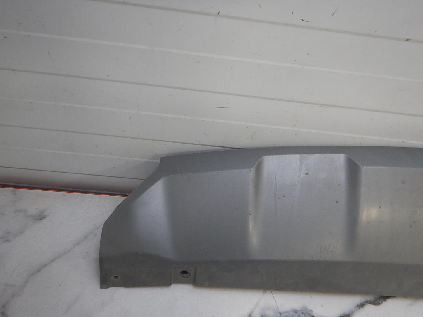 Накладка заднего бампера