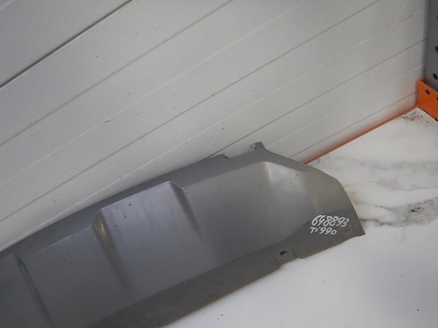 Накладка заднего бампера