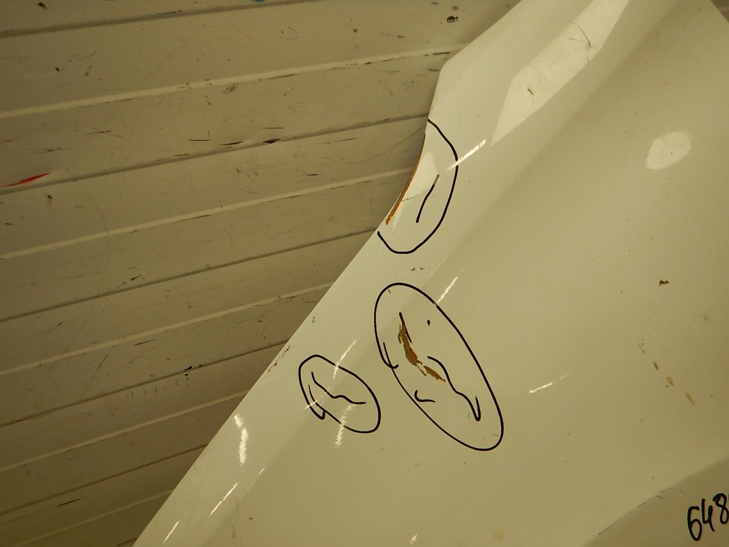 Крыло переднее левое