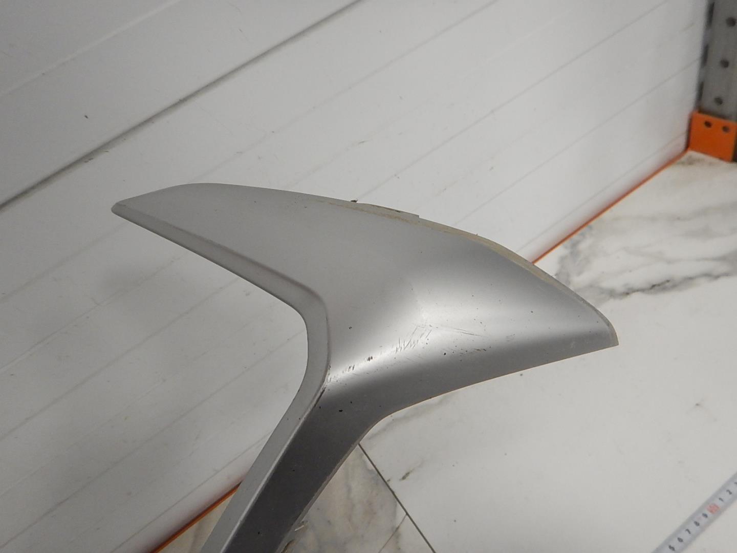 Молдинг заднего бампера