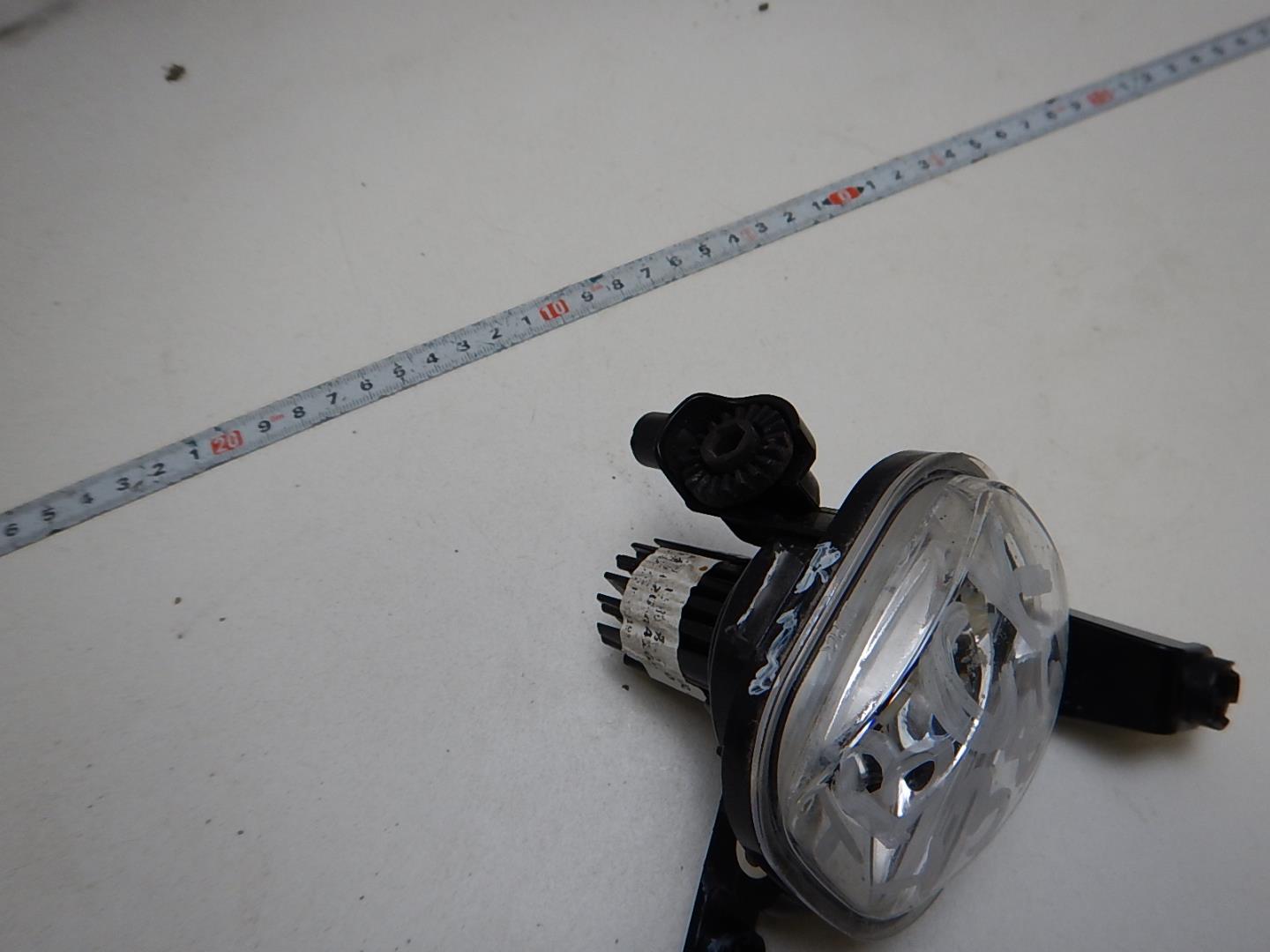 Фара противотуманная левая для T2 / Traveller (T1J) 2023>