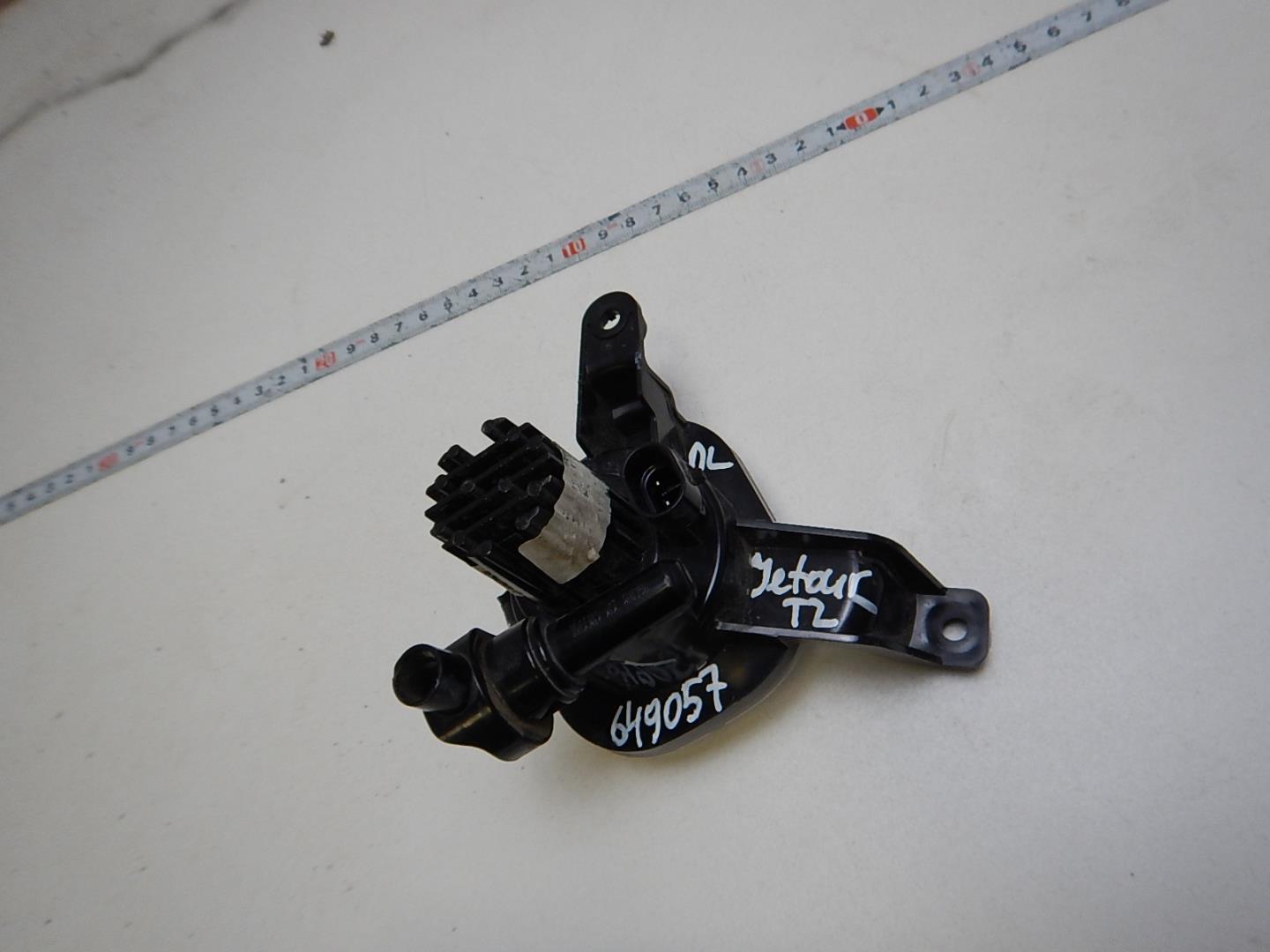 Фара противотуманная левая