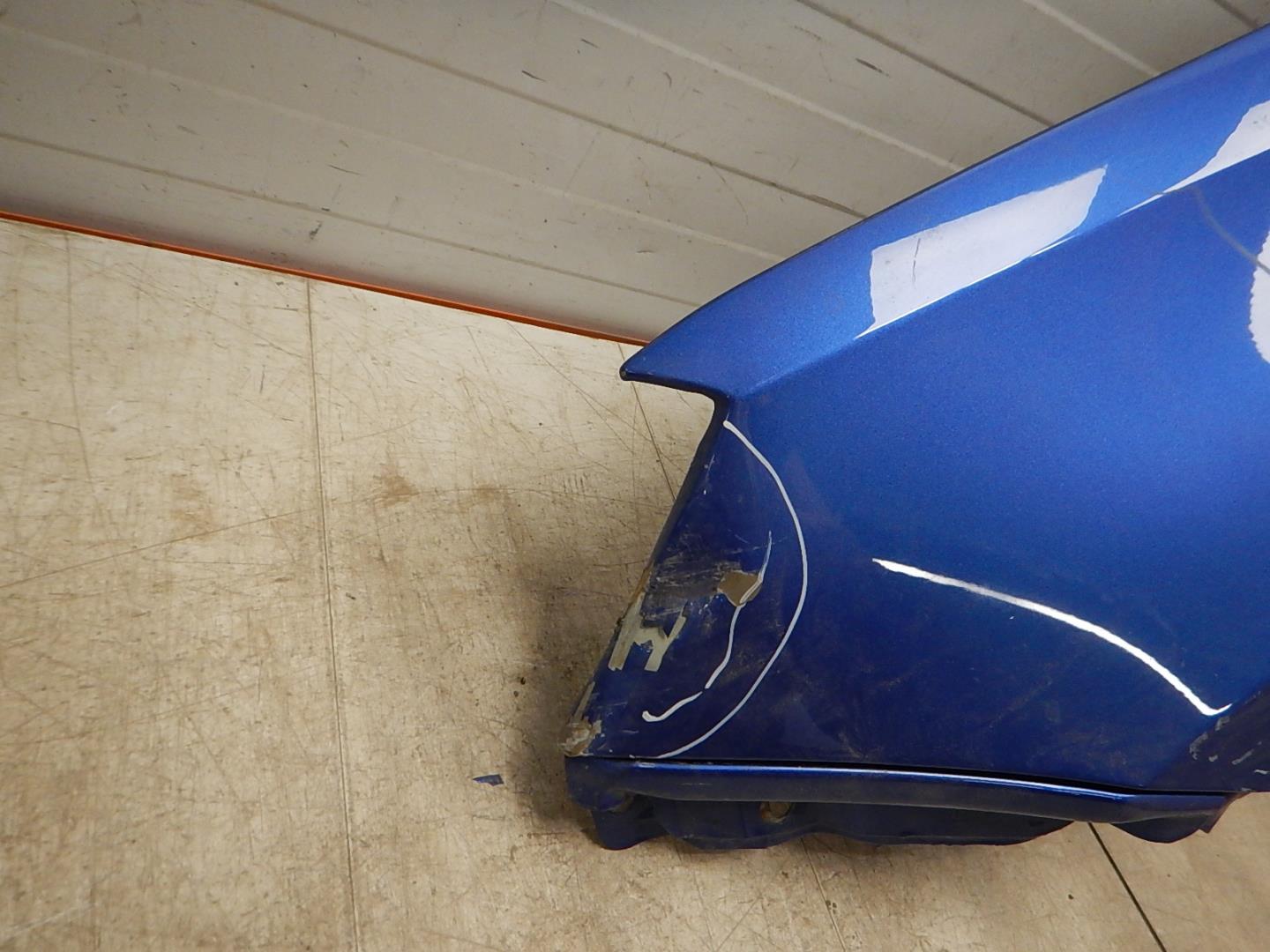 Крыло переднее левое