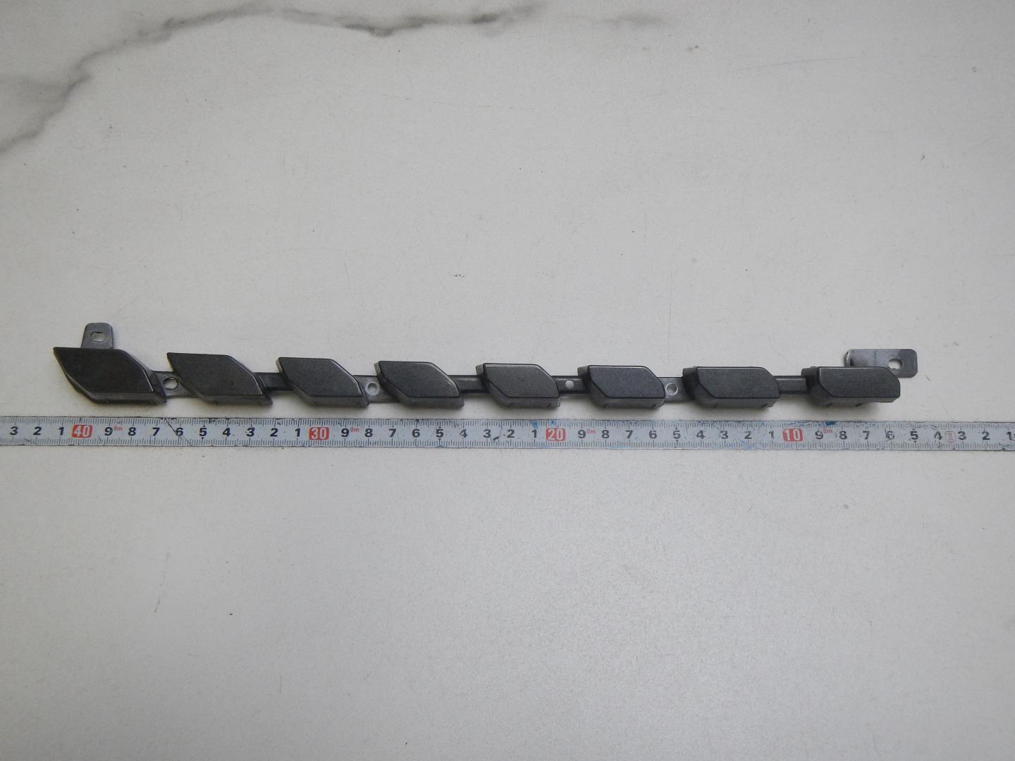 Накладка на решетку радиатора