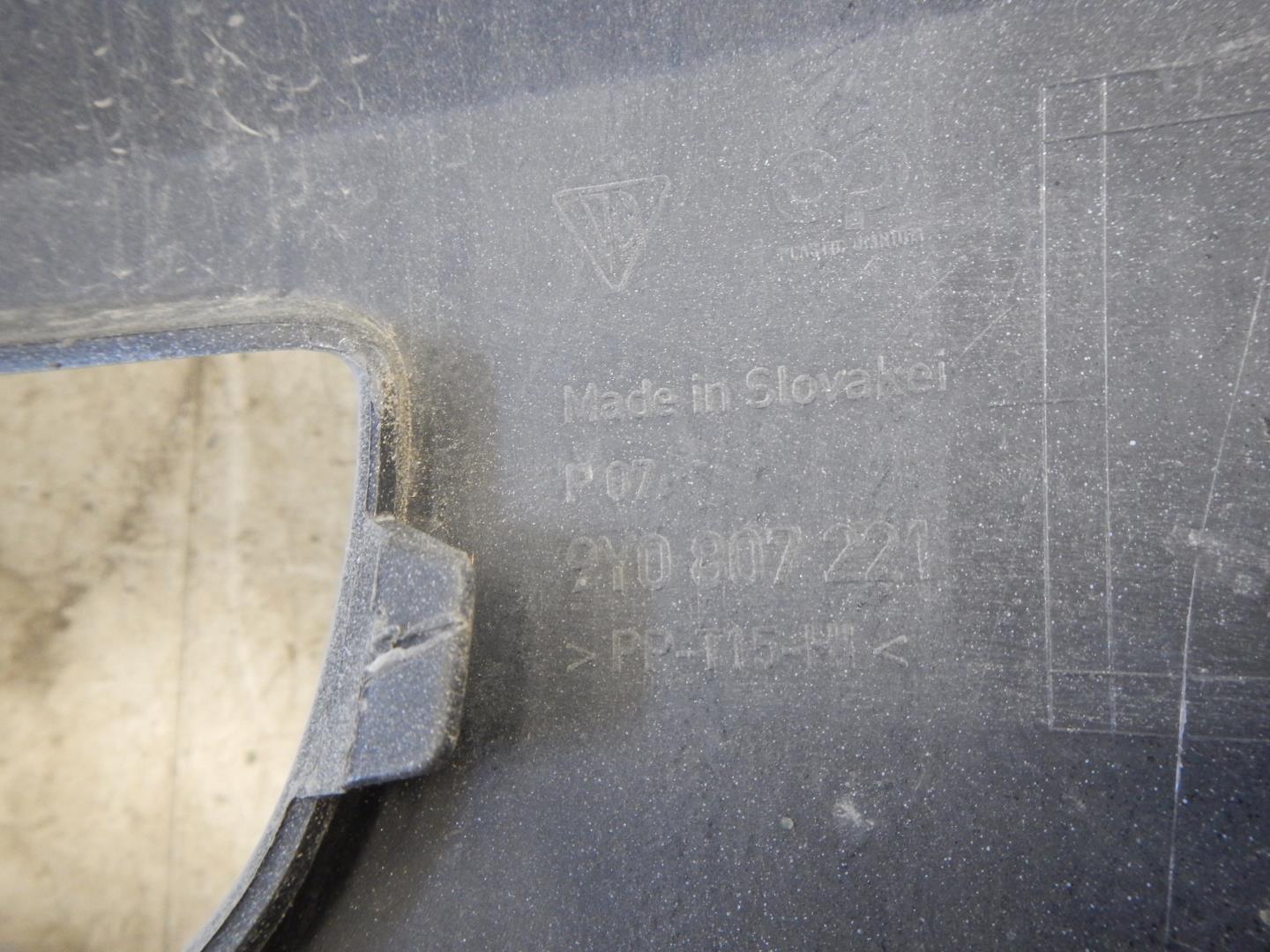 Бампер передний