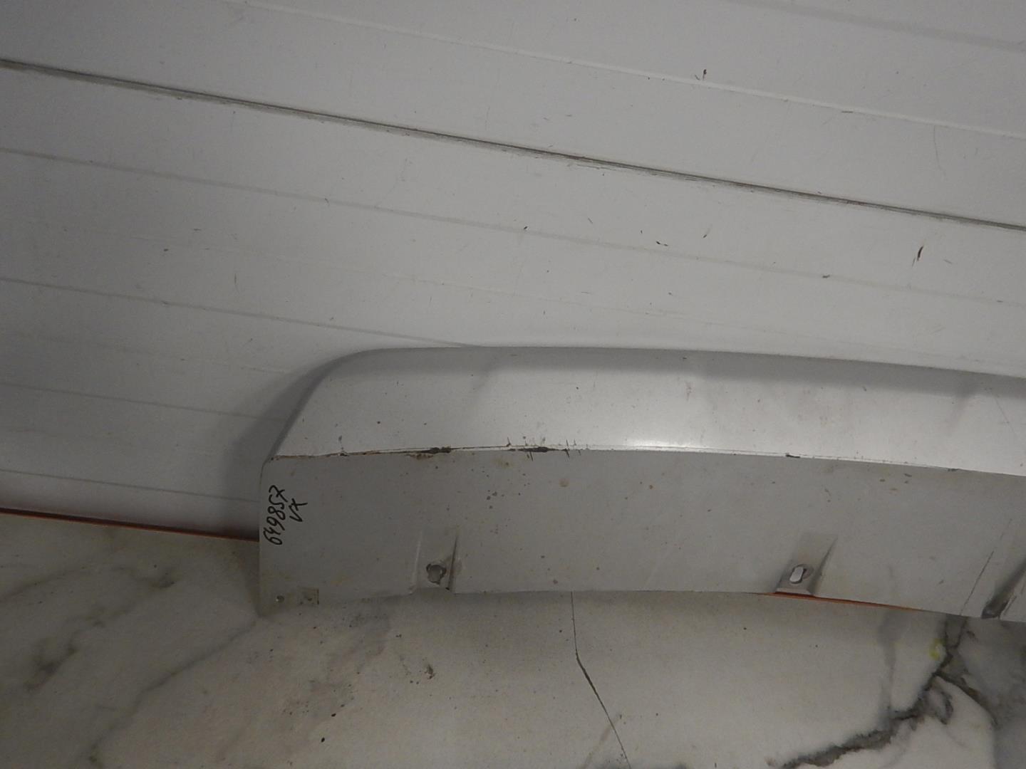 Накладка переднего бампера