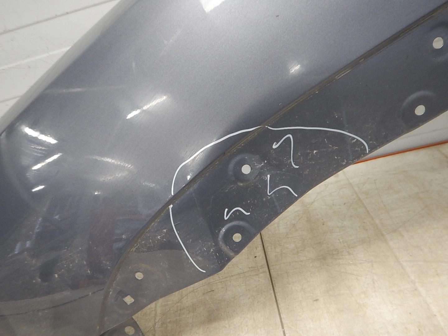 Крыло переднее левое