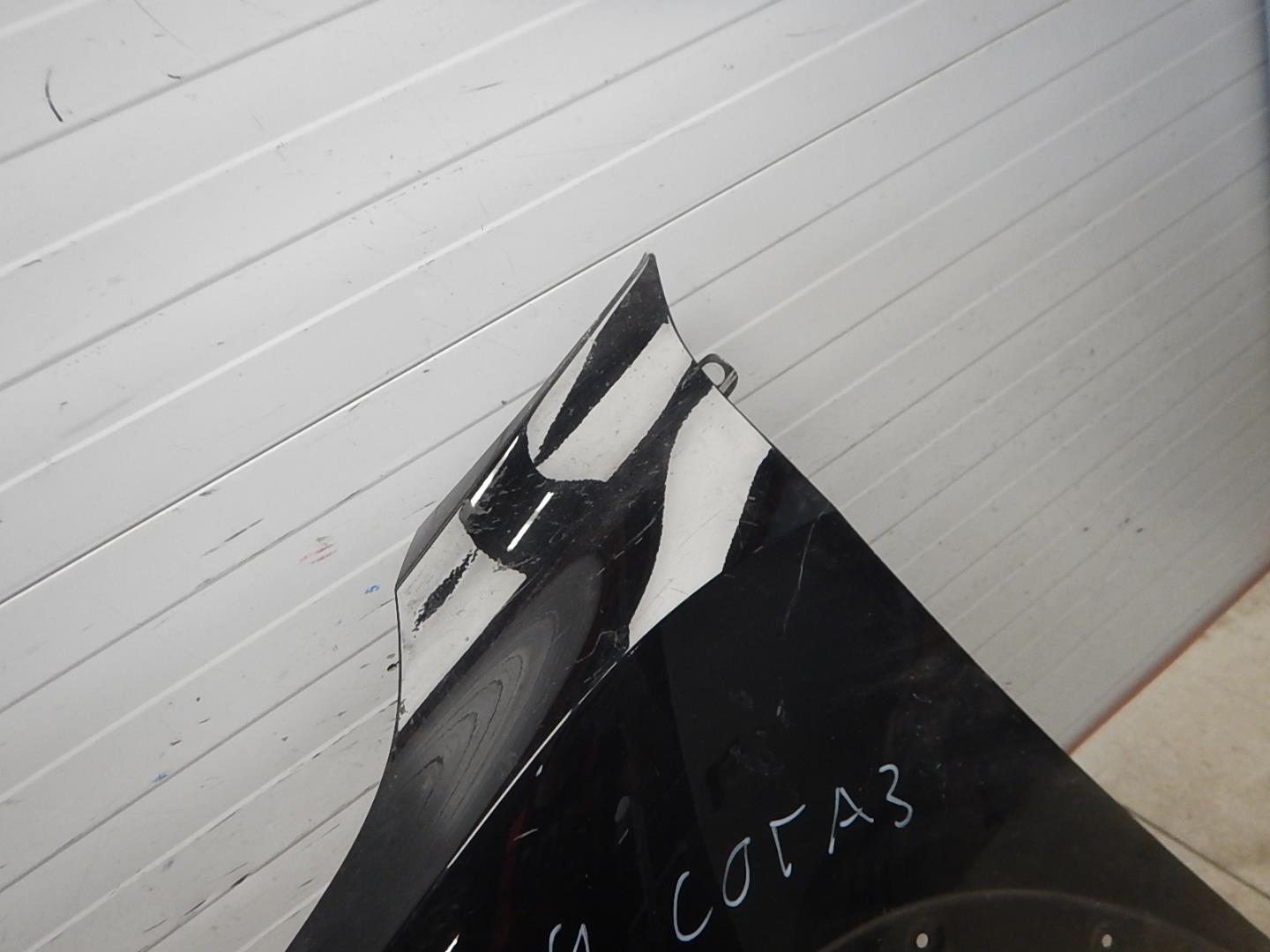 Крыло переднее левое