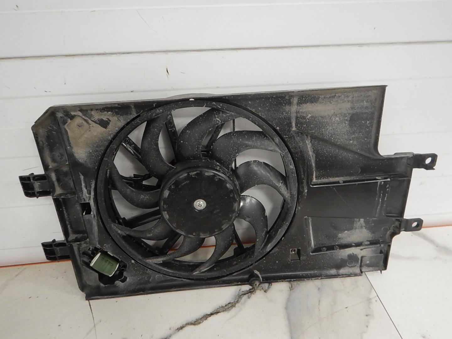 Диффузор вентилятора