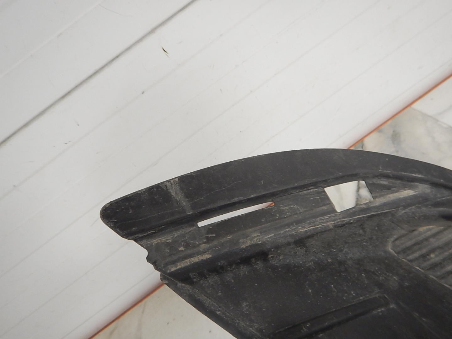 Решетка в бампер левая