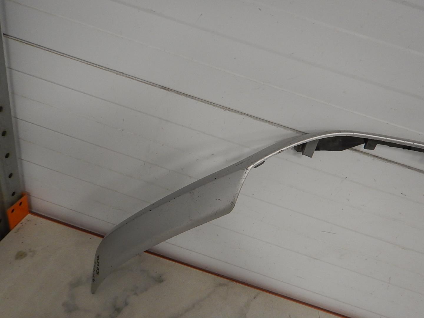 Накладка переднего бампера