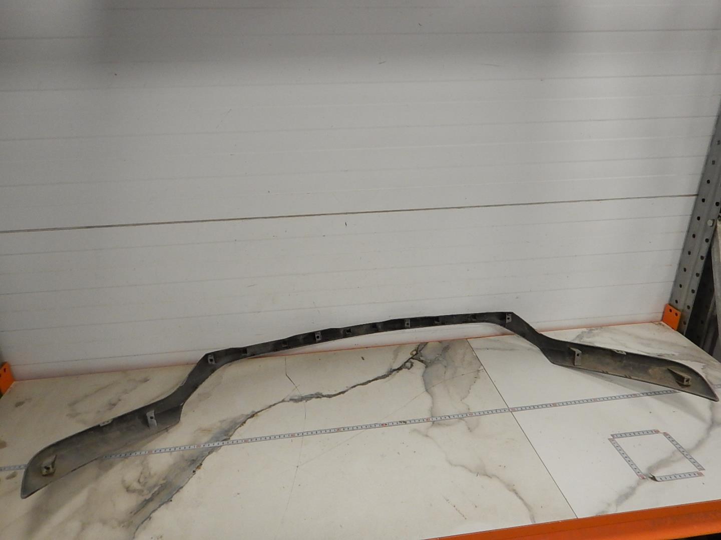 Накладка переднего бампера