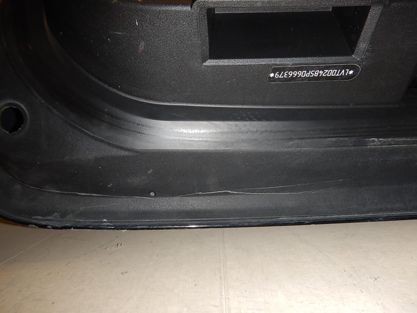 Дверь багажника