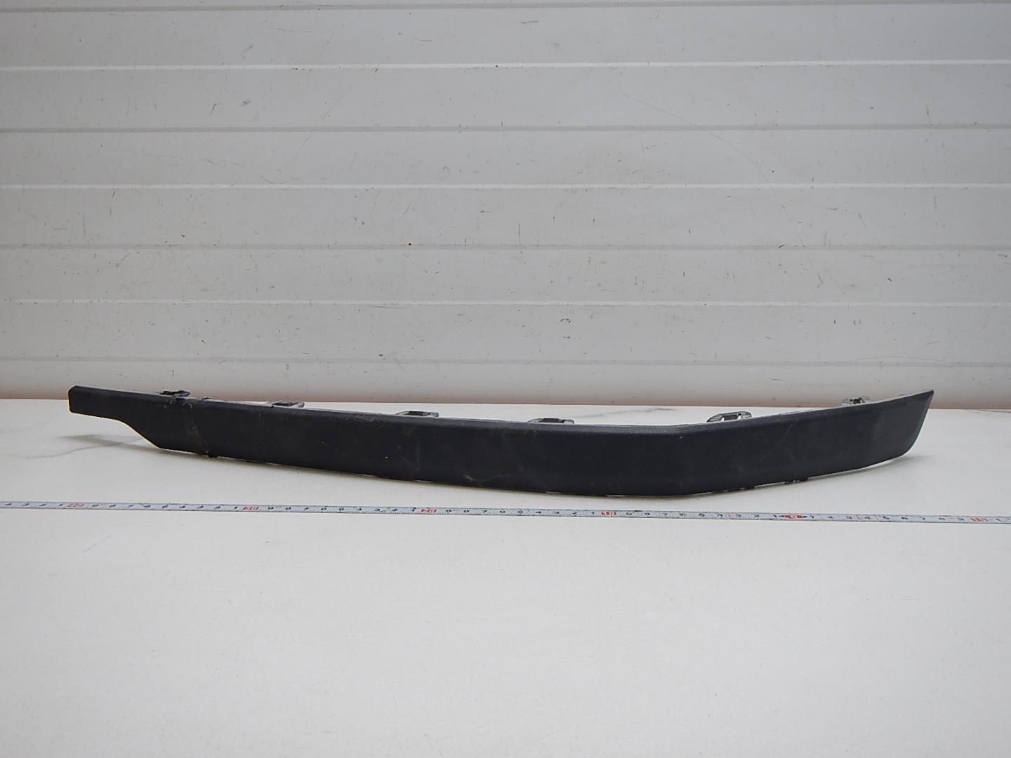 Молдинг заднего бампера