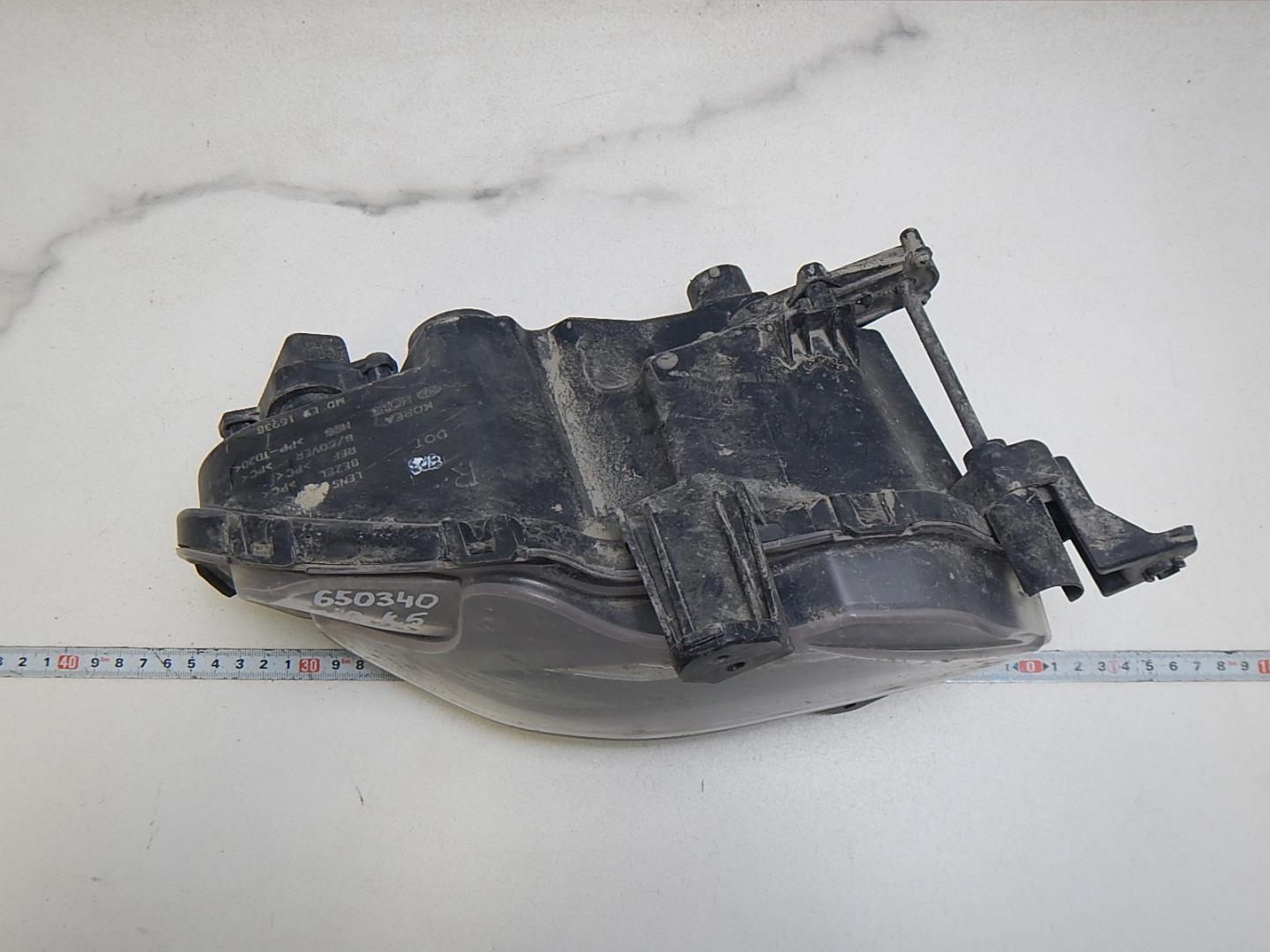 Фара противотуманная правая