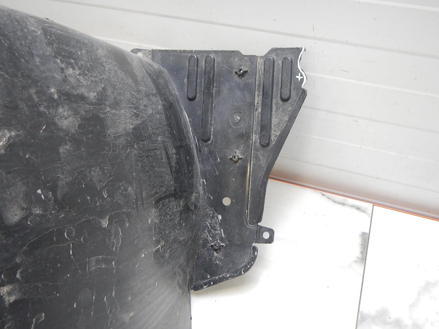 Локер передний правый