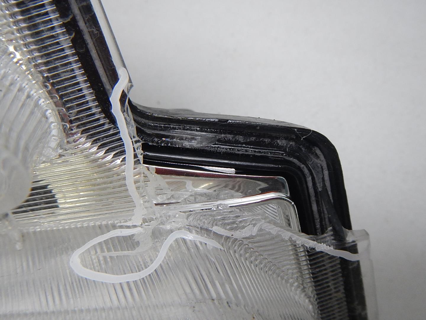 Фара дневного света правая (ходовые огни)