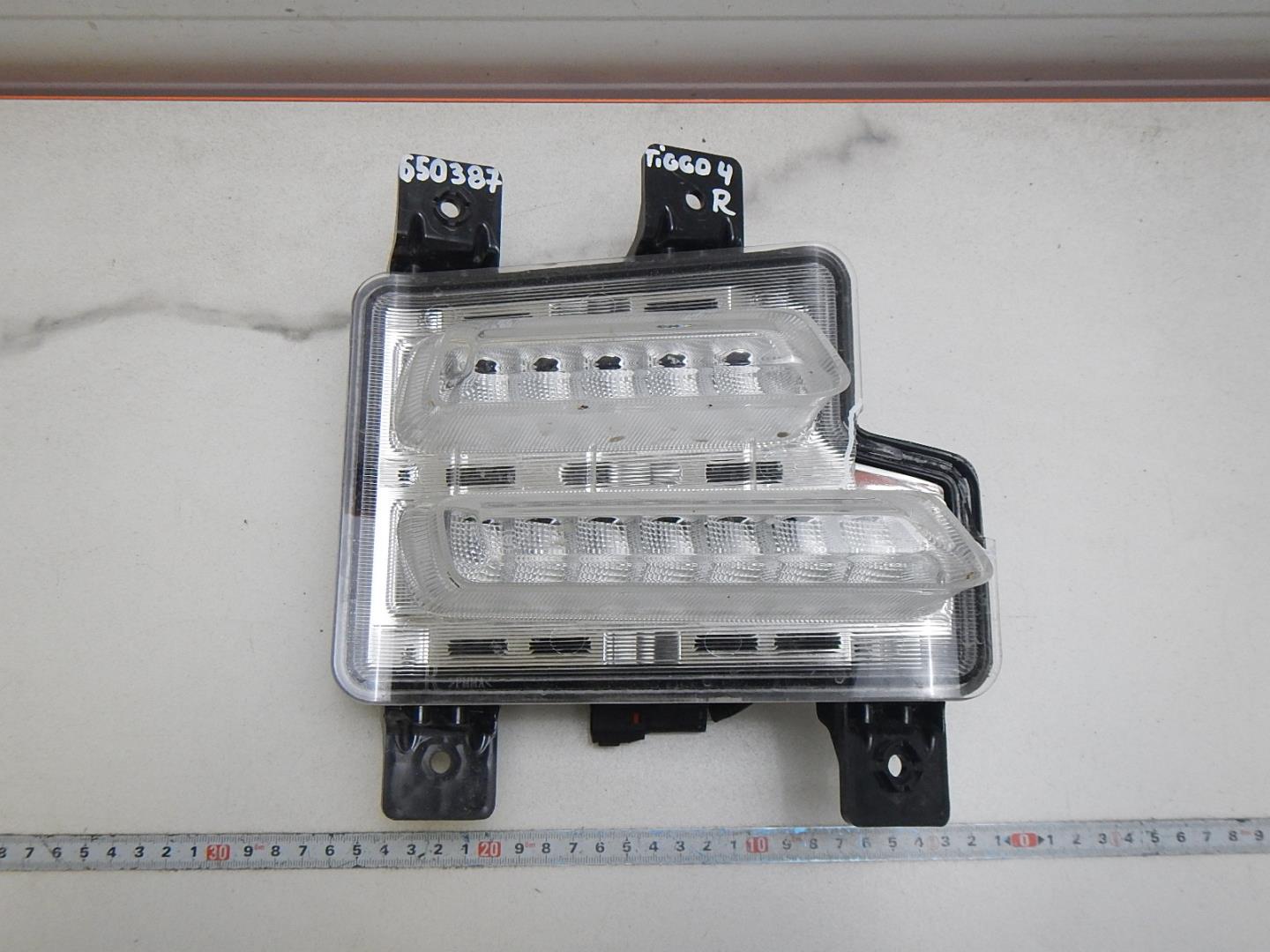 Фара дневного света правая (ходовые огни)