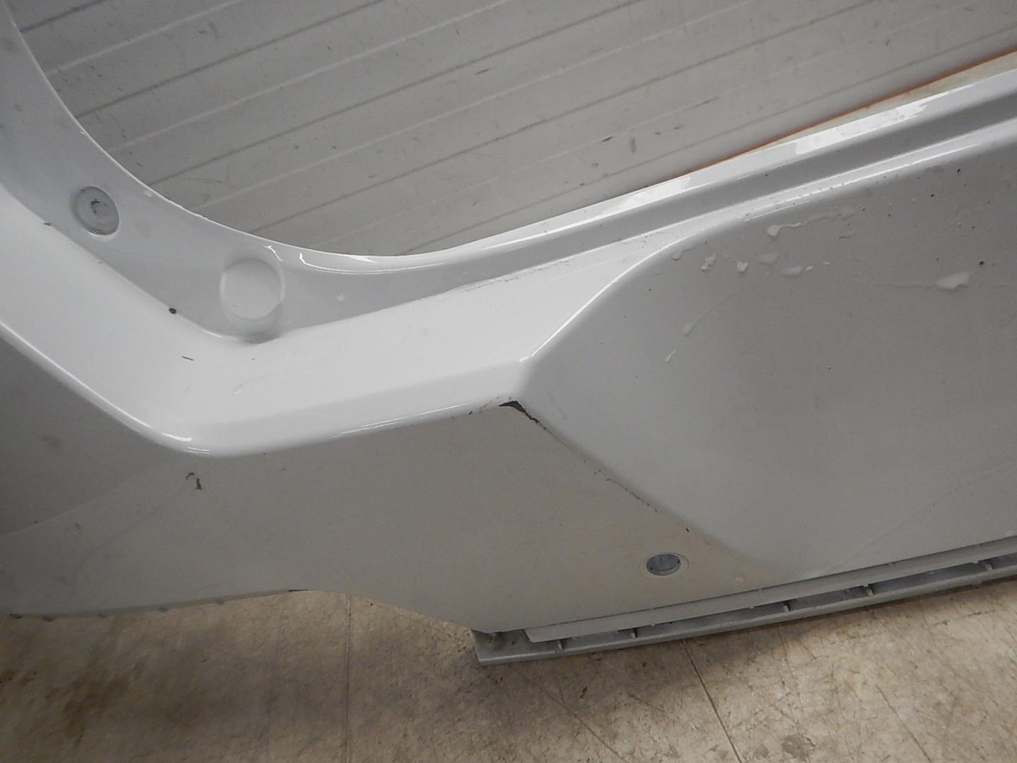 Бампер задний