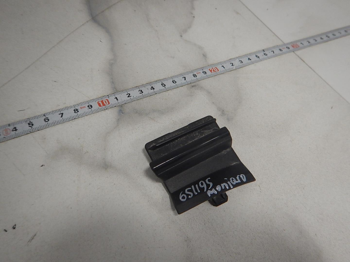 Заглушка буксировочного крюка