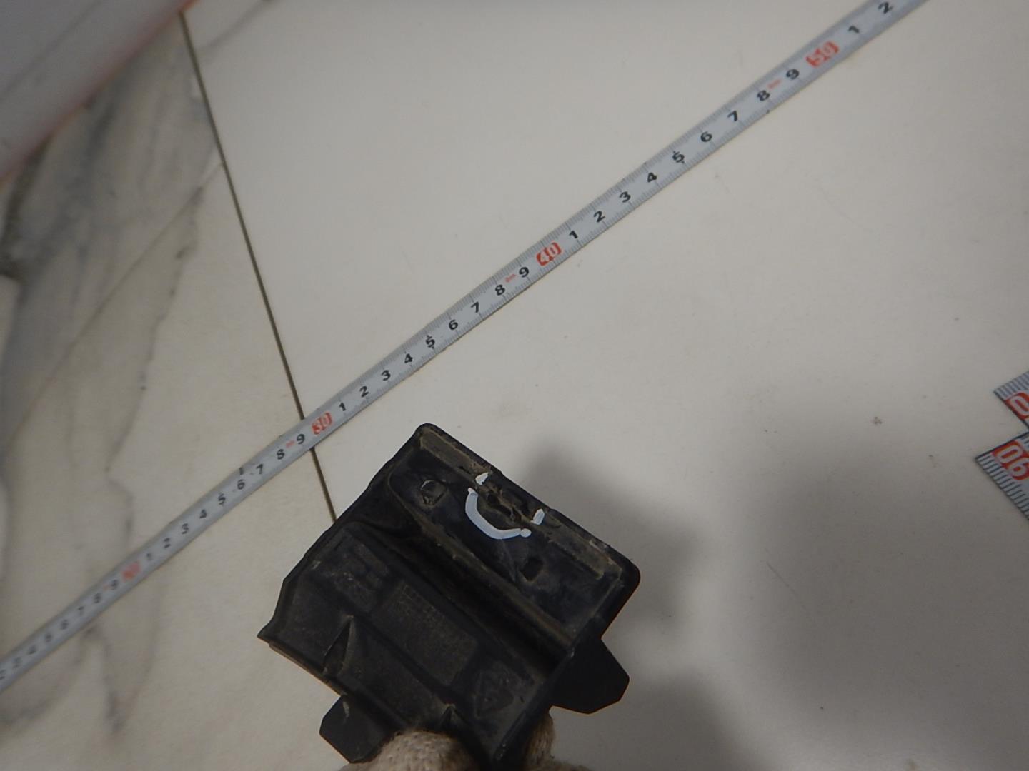 Заглушка буксировочного крюка