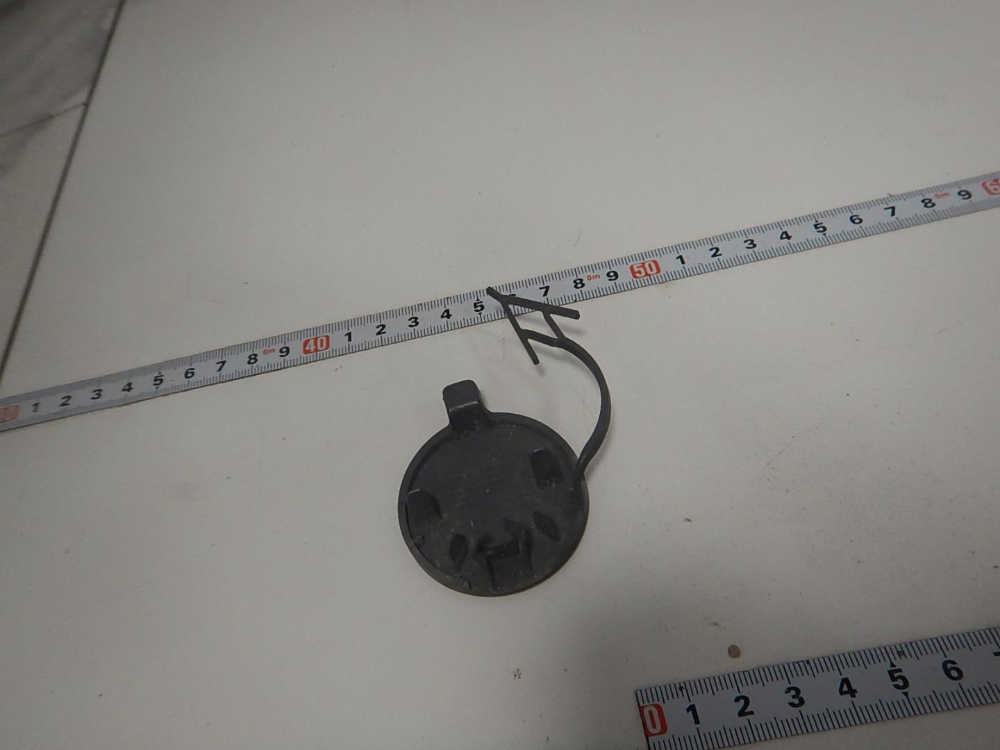 Заглушка буксировочного крюка