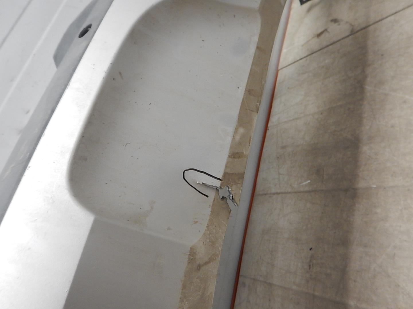 Бампер задний