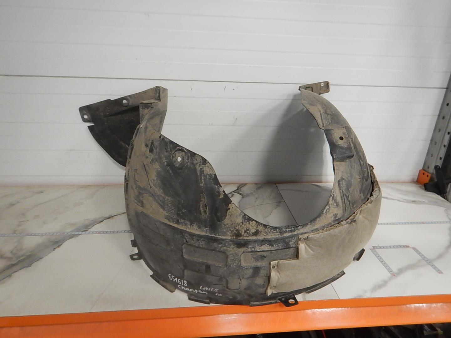 Локер передний левый