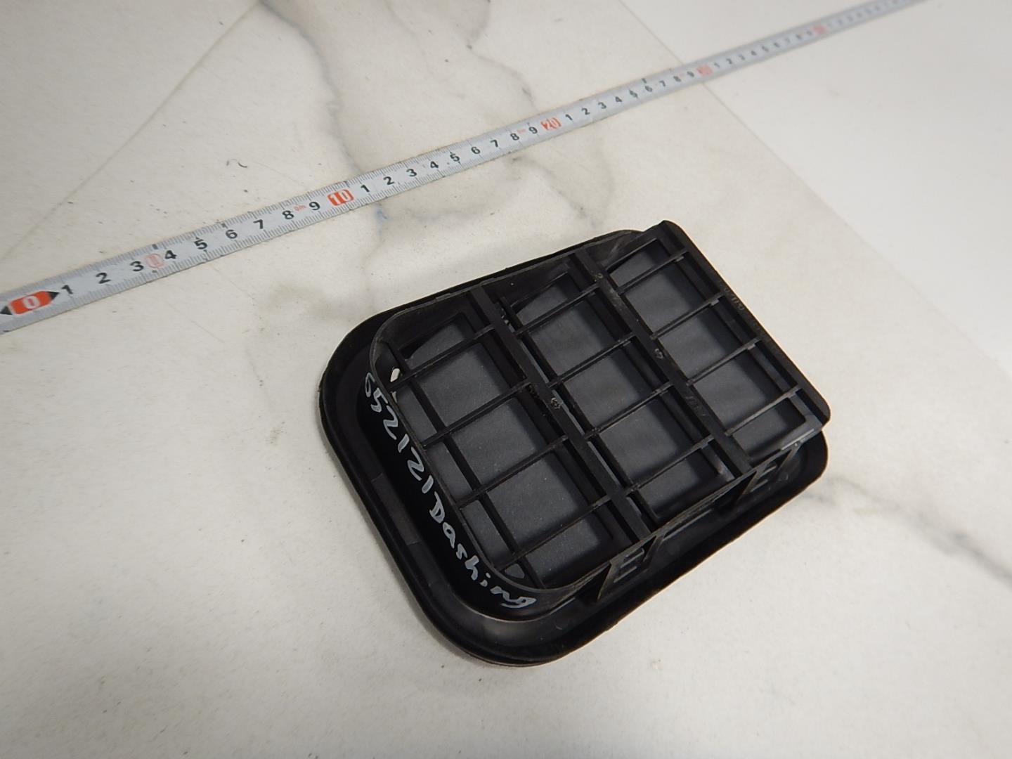 Решетка вентиляционная