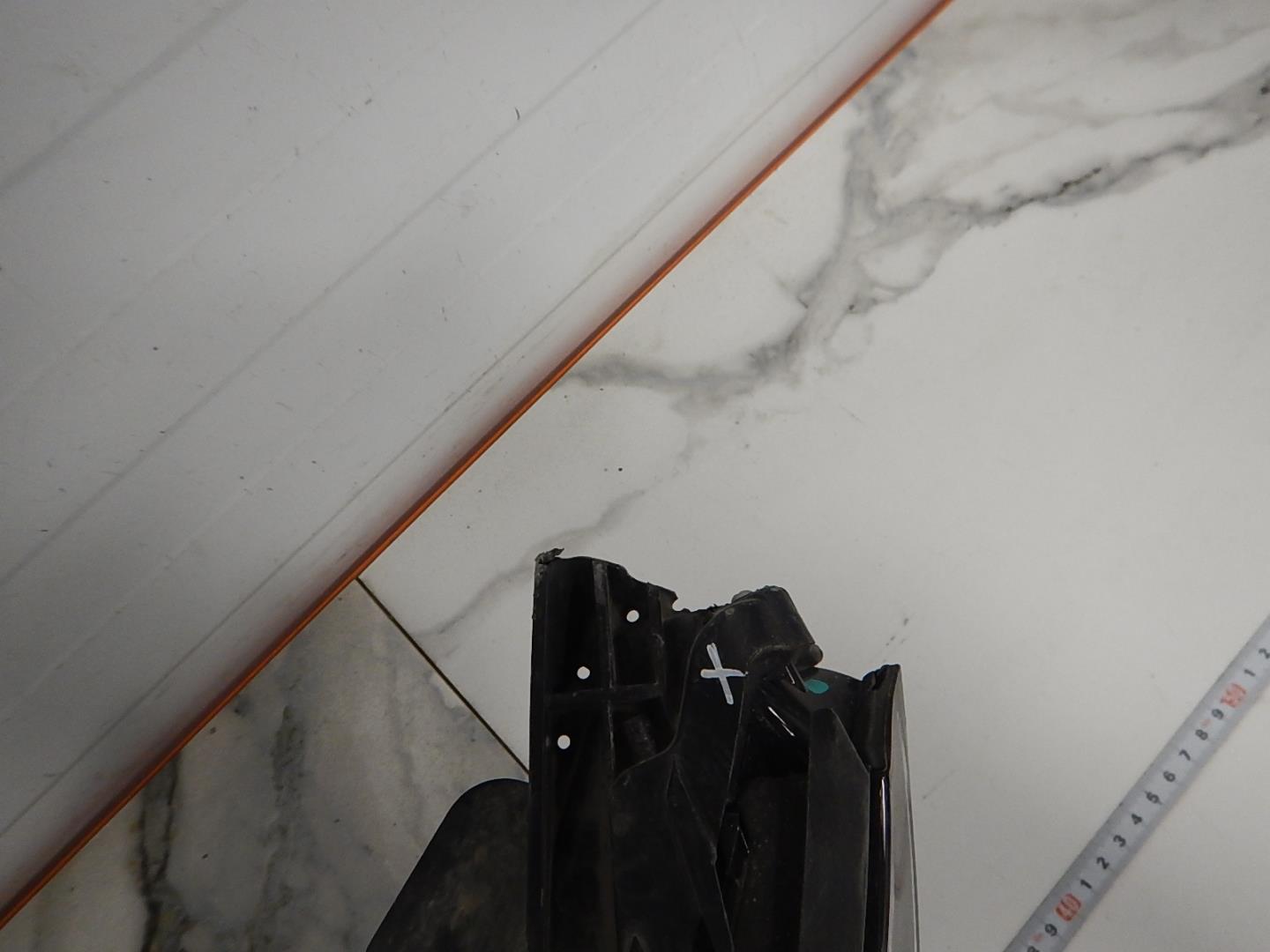 Фара дневного света левая (ходовые огни)