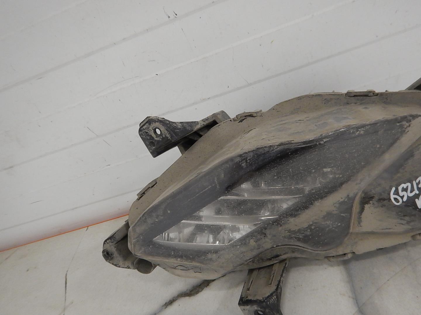 Фара противотуманная правая