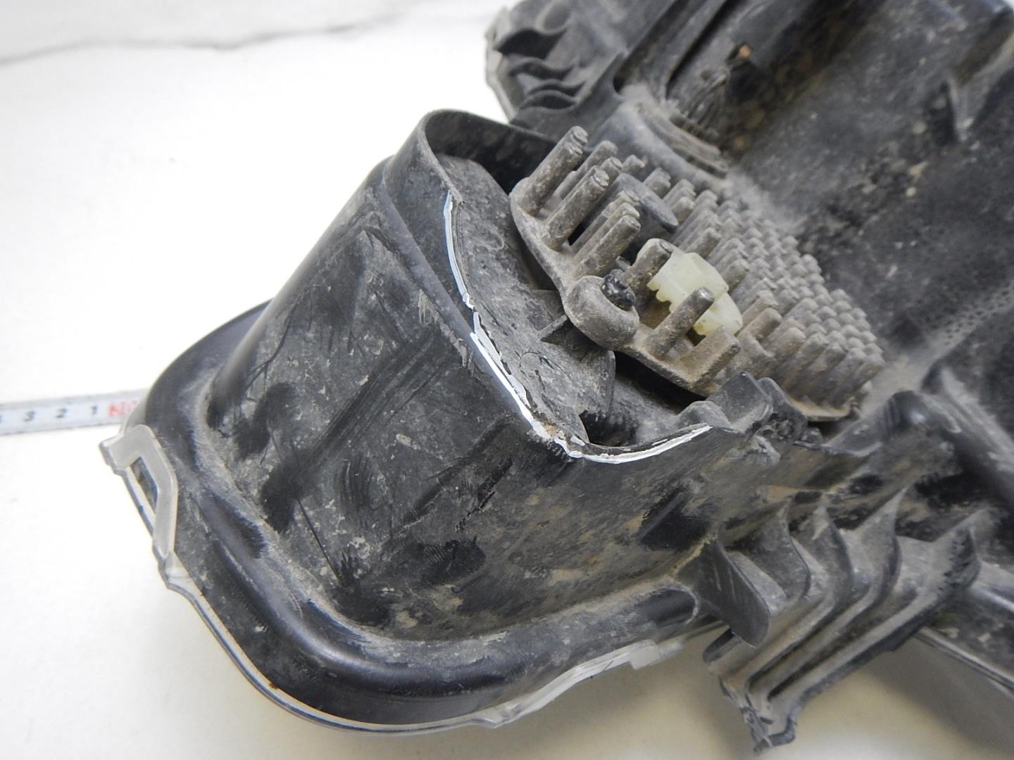 Фара дневного света правая (ходовые огни)