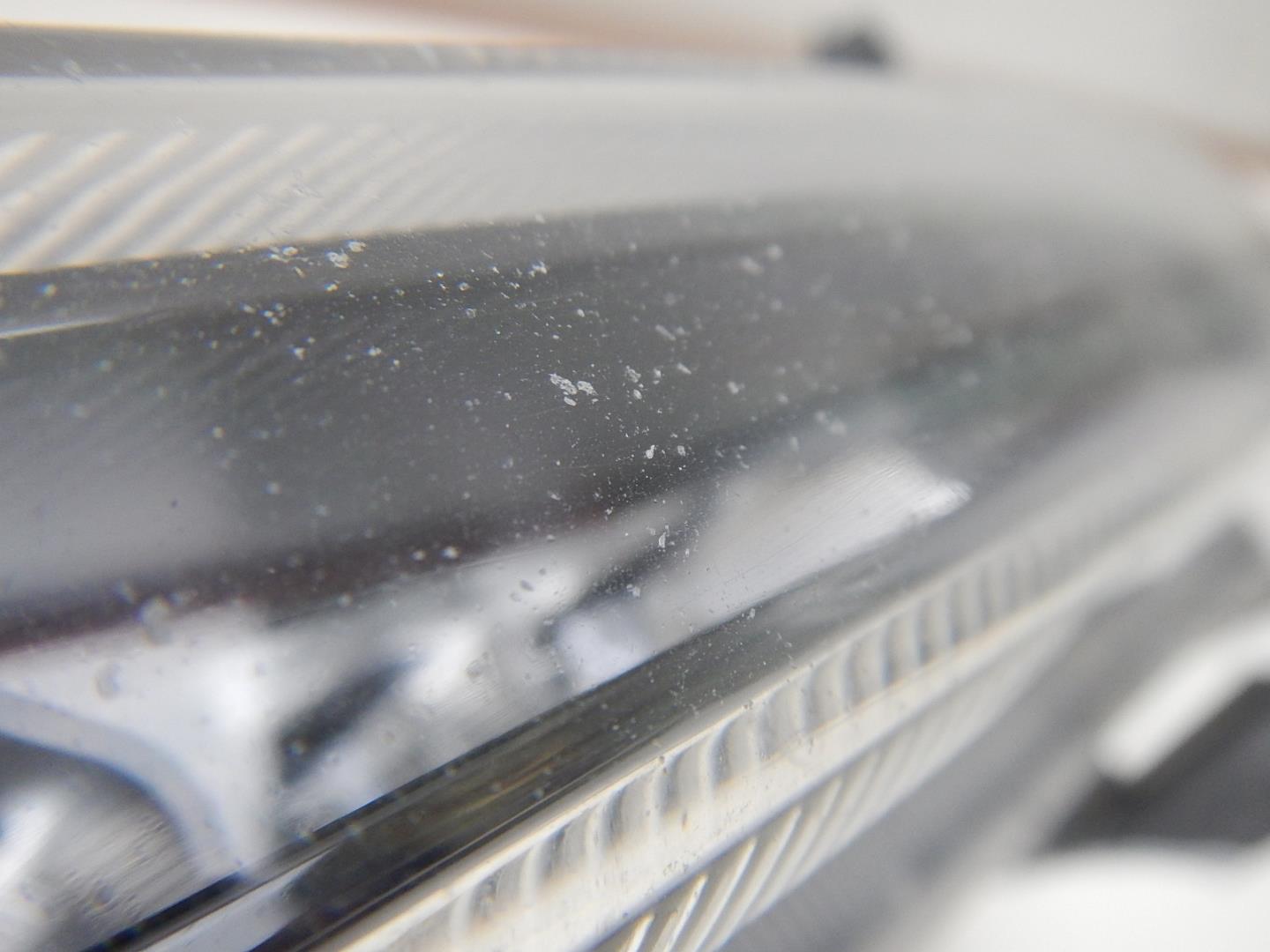 Фара противотуманная правая