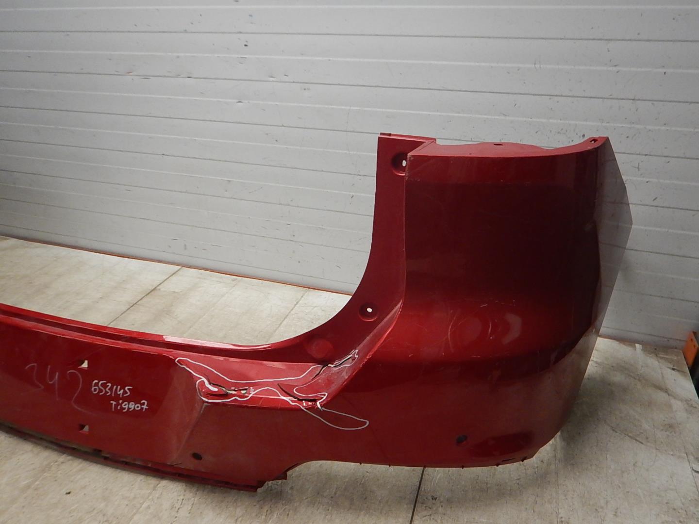 Бампер задний