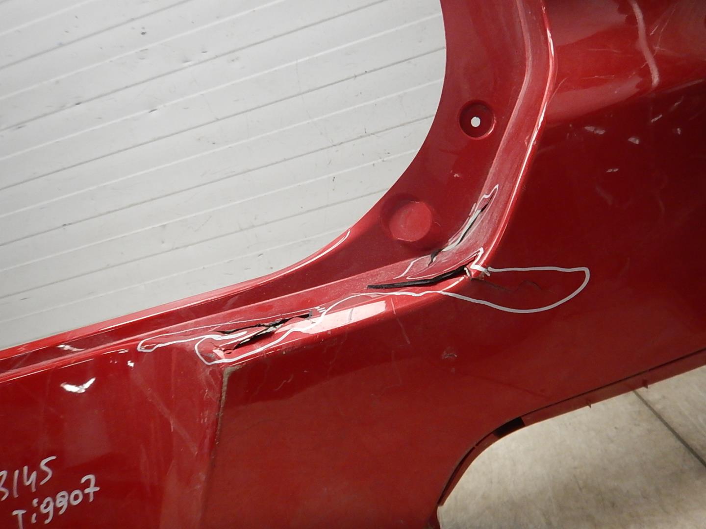 Бампер задний