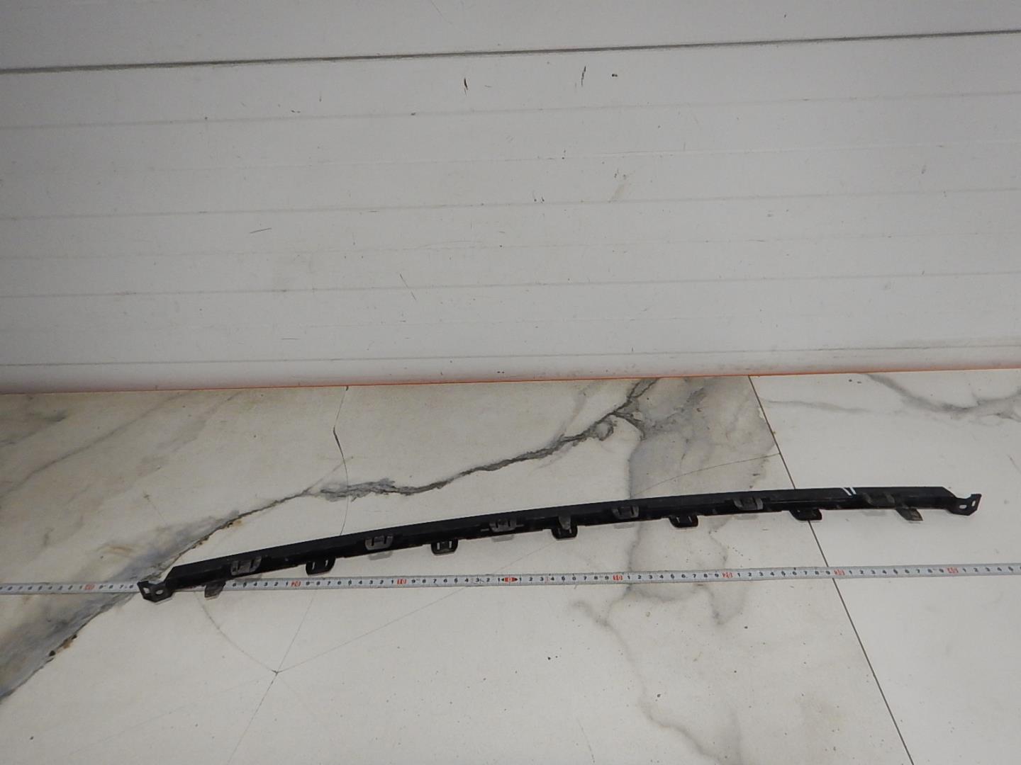 Молдинг заднего бампера